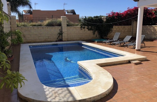 Torre del Mar Villa | Family Villa & Private Pool Sleeps 6/8. 15 mins walk to town and beach