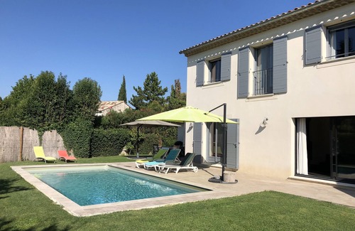 Molleges House | Family villa with pool between Alpilles and Luberon/In the heart of Provence
