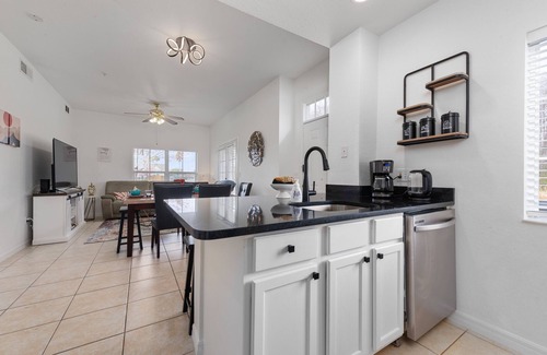 Kissimmee Cottage | Famiy friendly! Premier Lakeview Stylish Home