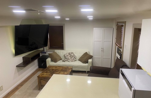 Farmington Apartment | Fancy Mother-in-Law Suite! 1 month minimum.