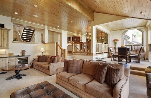 Snowmass Village House | Fanny Hill Mountain Townhome Near Village Mall by The Woodrun V Townhouses by RedAwning