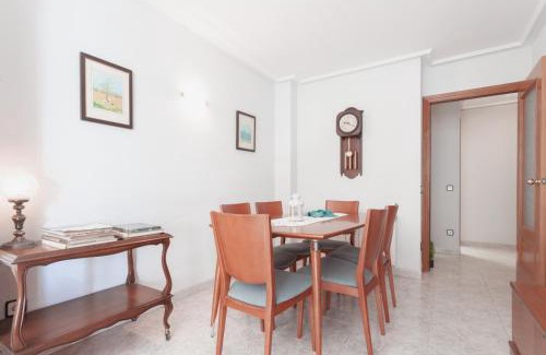 Pineda de Mar Apartment | Fantástico apartamento en la playa. A/A y vistas
