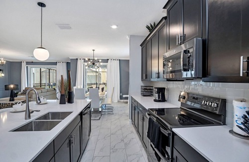 Kissimmee Cottage | Fantasia @ Storey Lake by Shine Villas #408