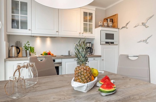 Zingst Apartment | Fantastic, exclusive, newly built vacation apartment only 250m from the white sandy beach e