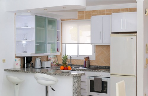 Urbanizacion Hacienda las Chapas Ski Chalet | Fantastic 1 bed townhouse close to Marbella