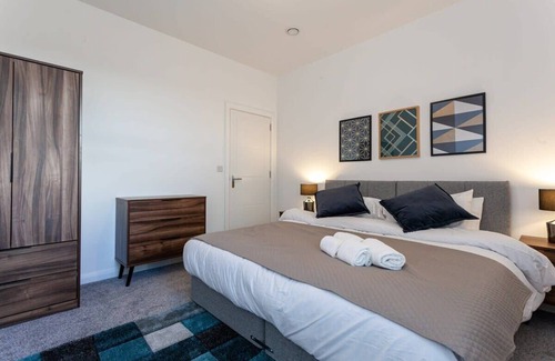 Bolton Apartment | Fantastic 1 Bedroom Apartment in Bolton