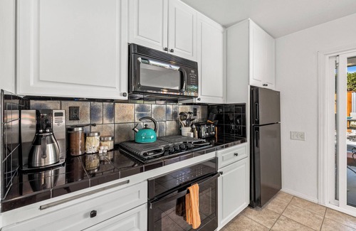 Sunrise Vista Chino House | Fantastic House With Mountain Views, Private Yard, Pebble-Tech Pool. Location