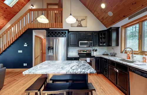 Naples House | Fantastic lakefront escape with large deck, private dock, fast WiFi, & gas grill
