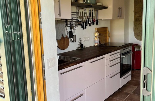 Sassofortino House | Fantastic stone house with several terraces and views of the Maremma