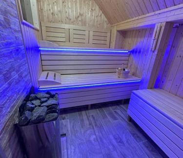 Balatonszentgyoergy Apartment | Farkas Guesthouse