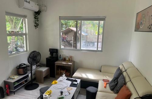 Luzon Cabin | Farm small courtyard