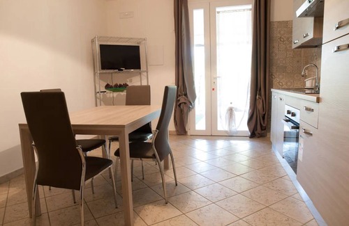 Piombino Other | Farmhouse 'Bilocale Vicino Al Mare' with Private Garden, Wi-Fi and Air Conditioning