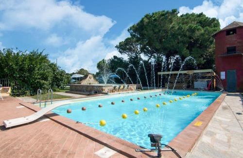 Castiglione del Lago House | Farmhouse by Lake Trasimeno with Pool