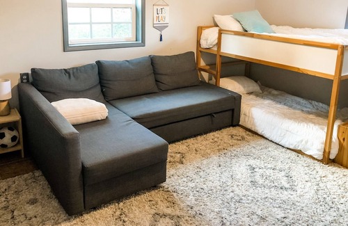 Caldwell Other | Farmhouse Countryside Retreat - Sunnyslope wineries, Lake Lowell, Indian Creek