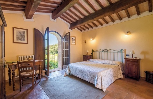 Montalcino Other | Farmhouse 'Ginepro Podere Giardino' with Shared Pool, Wi-Fi and Air Conditioning