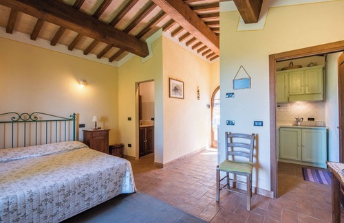 Montalcino Other | Farmhouse 'Ginepro Podere Giardino' with Shared Pool, Wi-Fi and Air Conditioning