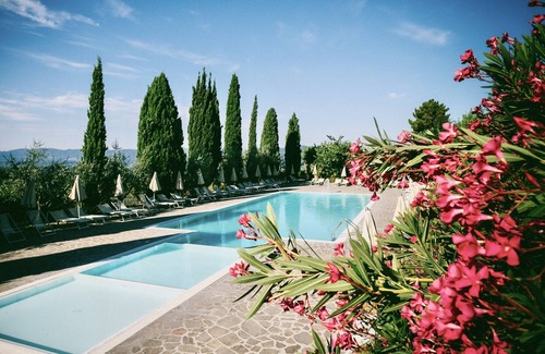 San Donato in Fronzano Resort | Farmhouse in San Donato Fronzano
