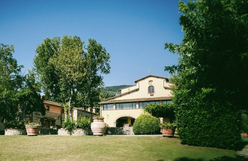 San Donato in Fronzano Resort | Farmhouse in San Donato Fronzano