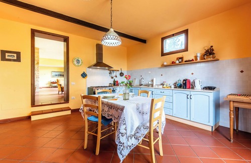 San Gimignano Other | Farmhouse "Le Volpaie - Appartamento Maria" with Private Garden, Whirlpool & Wi-Fi