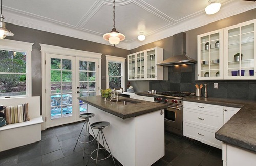 Glen Park House | Farmhouse Victorian with Spacious BACKYARD