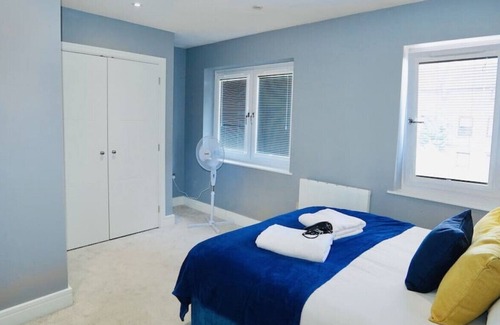 Farnham Common Apartment | Farnham Common · Cosy Apt By Easy2Manage |Near By Heathrow |Windsor