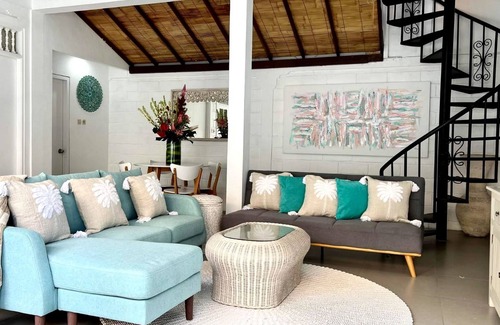 Legian Villa | Fascinating 2BR Villa, Seminyak - 4Min Drive To Eat Street! W/Private Swim Pool!