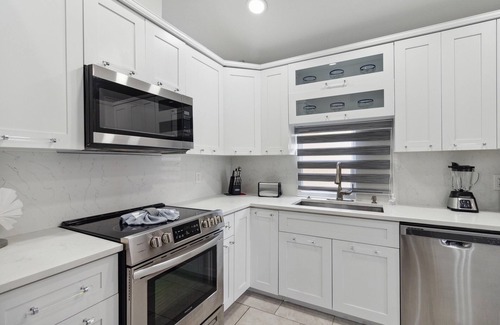 Eagle Pointe South House | Fascinating private pool and game-room, near Disney!