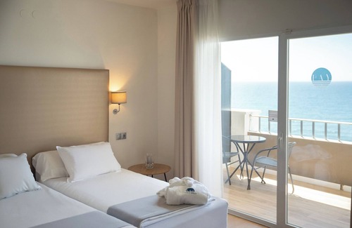 Rincon de la Victoria Hotel | Fay Victoria Beach