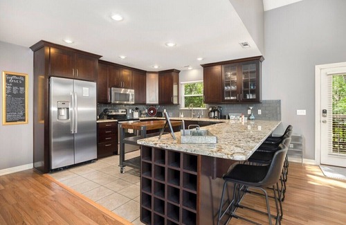Fayetteville House | Fayettevilla - 3 min to the U of A and Bike Trails