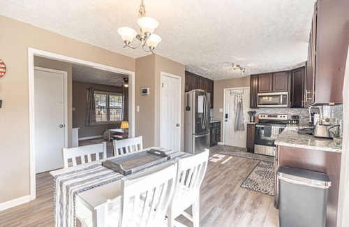 Westover House | Fayetteville Home Away from Home, Pet Friendly