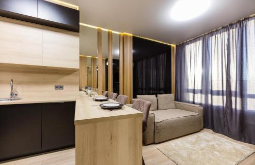 Shevchenkivs'kyi District Apartment | Fayna Town - Loft Black - Nyvky