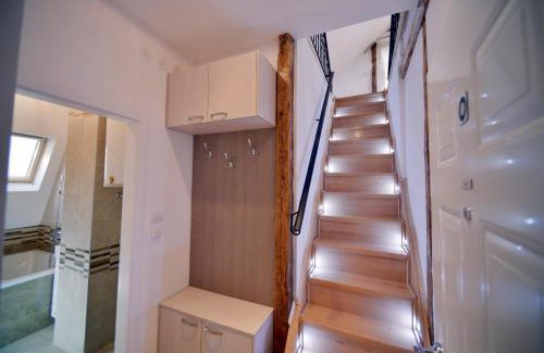 Kosancicev Venac Apartment | Fd.Eight Apartment