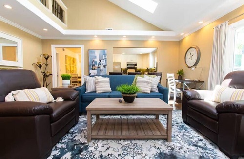 Mission Viejo House | Feel At Home In MV - 'Good Vibes Only' Mentality