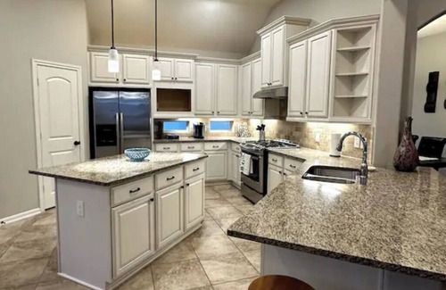 Spring House | Feel at home in Spring, Tx - 20 min from airport