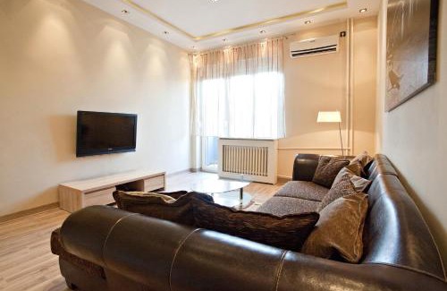 Stari Grad Apartment | Feel Belgrade Bohemian Apartment