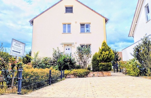 Vaihingen an der Enz Apartment | Feel Like Home Make Yourself @ Home