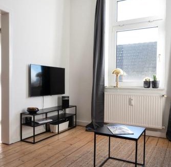 Barendorf Apartment | FeelsLikeHome - Schöne&zentral angebundene Altbauwohnung mit Parkplatz