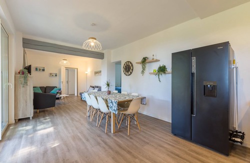Giens Villa | Félyvonne, family villa with sea and vineyard view
