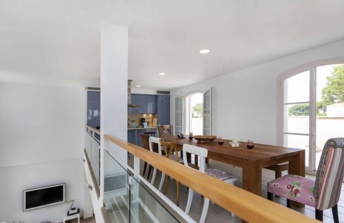 L'Escala House | Feng Shui by Interhome