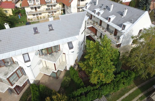 Heviz Apartment | Feng Shui Wellness Apartmanház