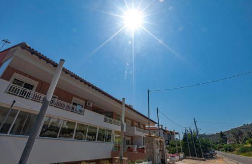Mola Kalyva Apartment | Fenix Apartments