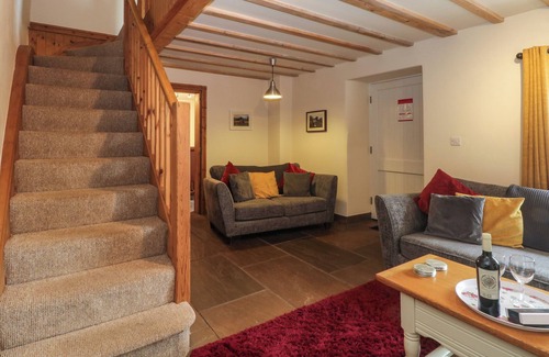 Longnor Cottage | FENNS BARN, family friendly, character holiday cottage in Leek