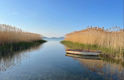 Balatonfenyves Apartment | Fenyves Beach Apartman Delux