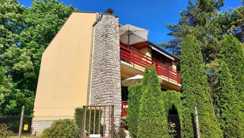 Balatonakarattya House | Fenyves Villa