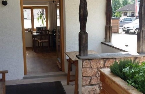 Ramsau Apartment | Ferienwohnung Junior*, 1-2 Personen, Dusche/WC, Terrasse, TV, 1 Schlafzimmer, Erdgeschoss