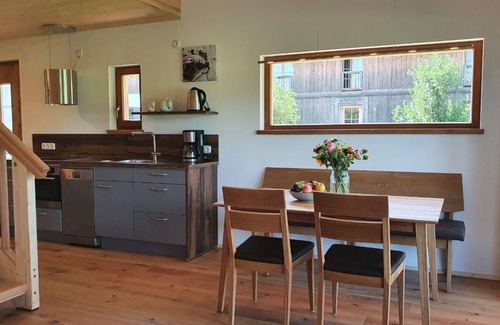 Neubeuern House | Ferienchalet- Apfelhäusl - 90m²