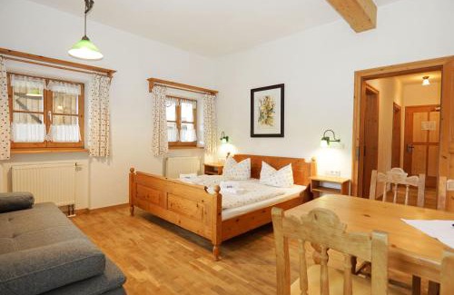 Eppenschlag House | Feriengut zum Fürst`n mit Außenwhirlpool und Sauna