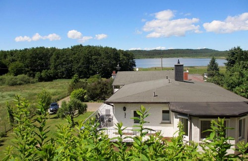 Binz Apartment | Ferienhaus am Schmachter See