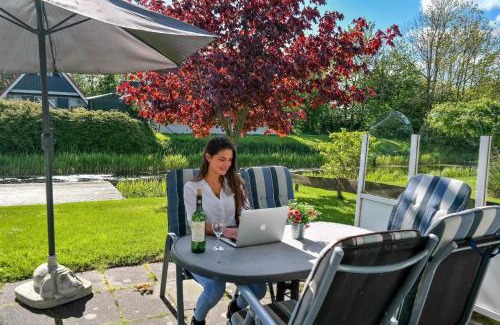 Anjum House | Ferienhaus Lillian mit großer Terrasse