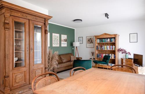Liggeringen Apartment | Ferienwohnung `Pinie` mit Terrasse auf dem Bodanrück